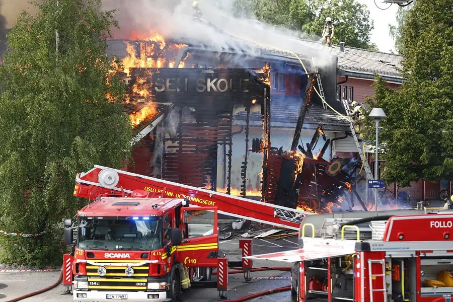 Un violent incendie dans une école d'Oslo - une salle de sport totalement détruite 4 Un violent incendie dans une école d'Oslo - une salle de sport totalement détruite - 3