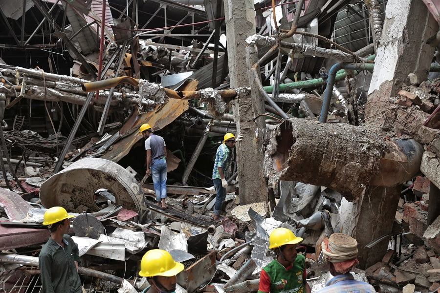 13 morts dans l'explosion de l'usine de Lindex au Bangladesh 4 13 morts dans l'explosion de l'usine de Lindex au Bangladesh - 3