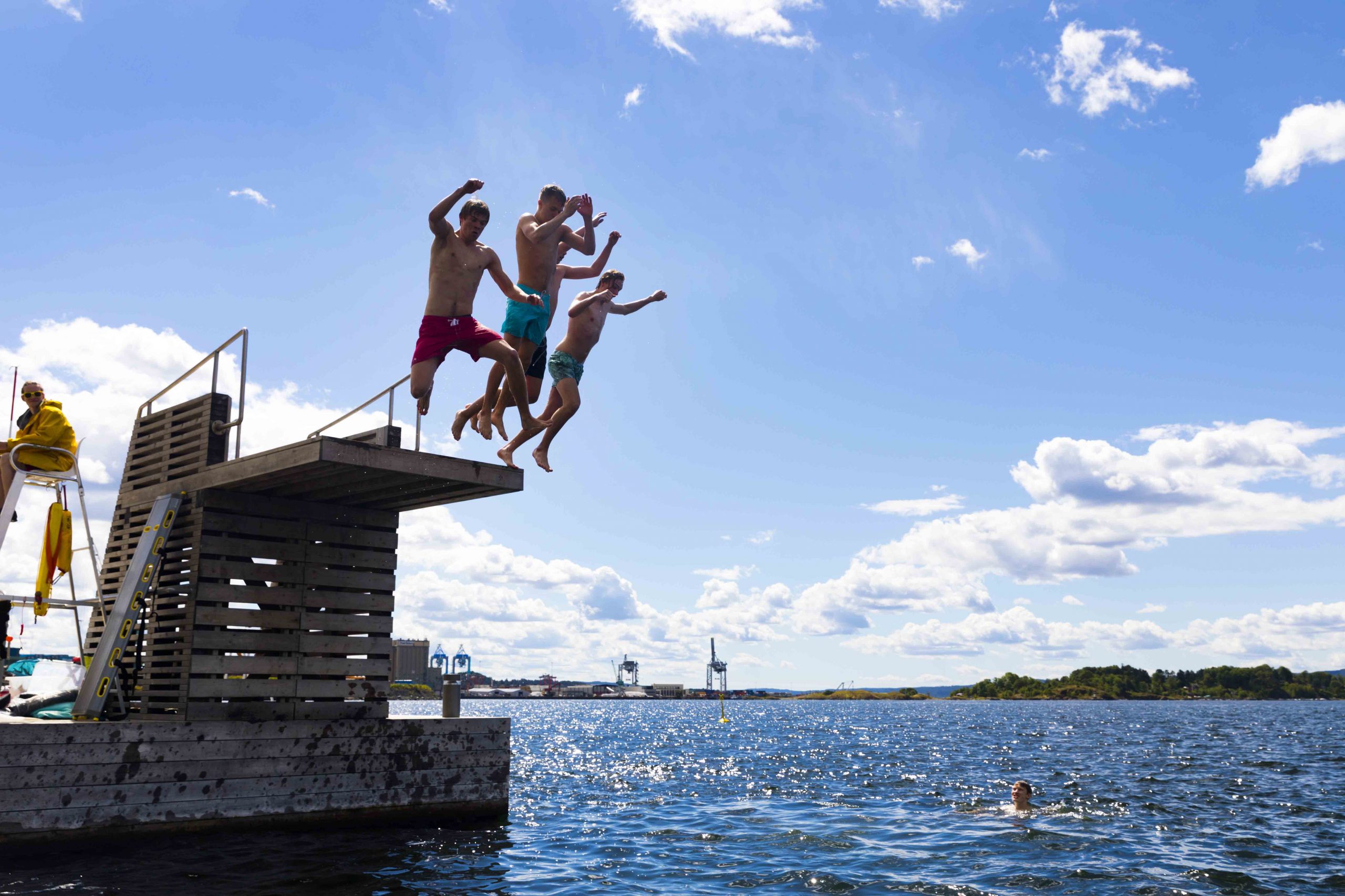 L'été arrive, mais l'eau sera froide 4 L'été arrive, mais l'eau sera froide - 3