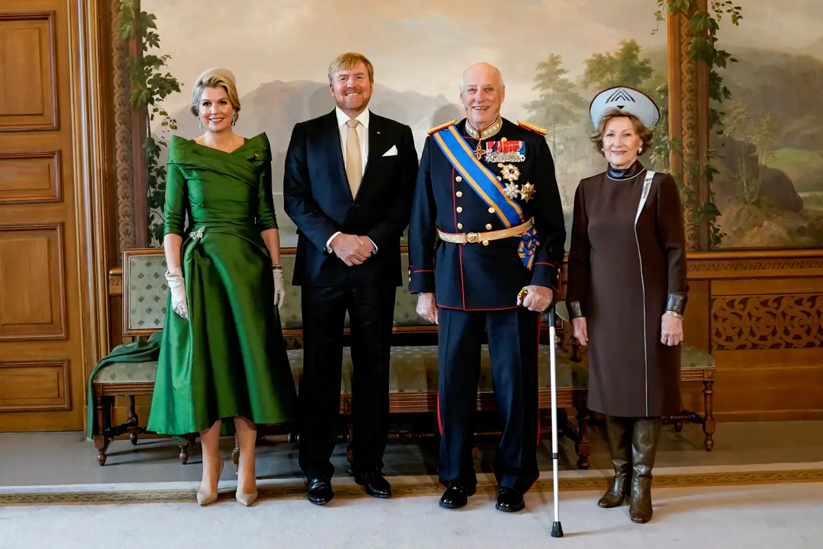 PHOTOS : des couples royaux hollandais et norvégiens photographiés ensemble pour la première fois en huit ans - 21