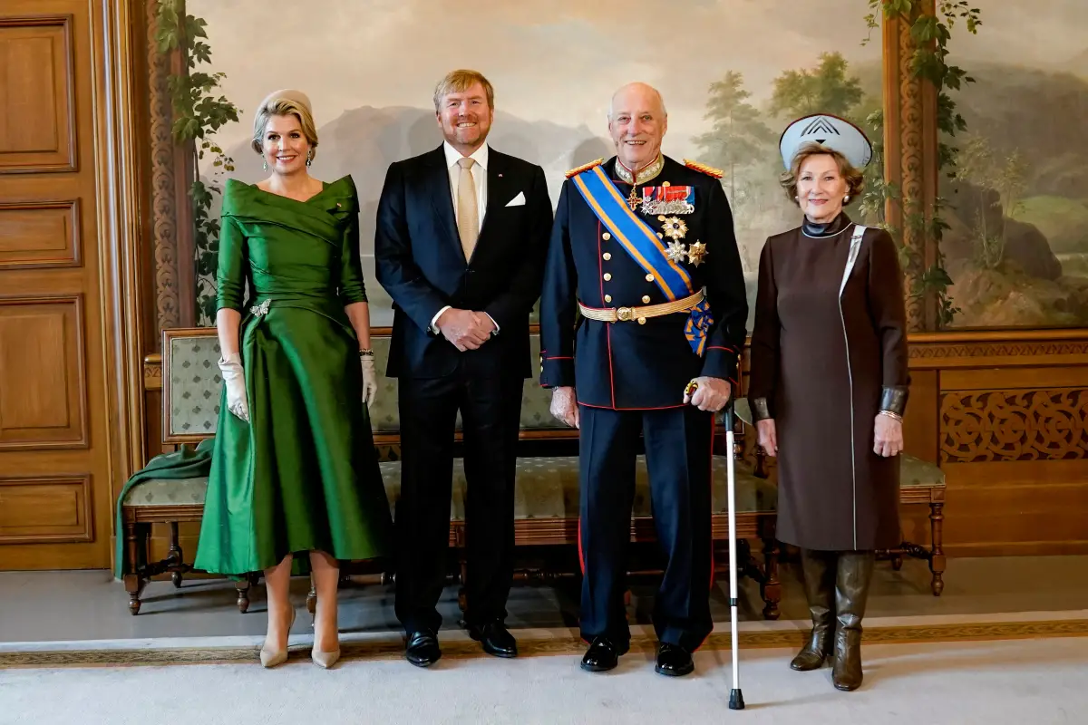 PHOTOS : des couples royaux hollandais et norvégiens photographiés ensemble pour la première fois en huit ans 22 PHOTOS : des couples royaux hollandais et norvégiens photographiés ensemble pour la première fois en huit ans - 21
