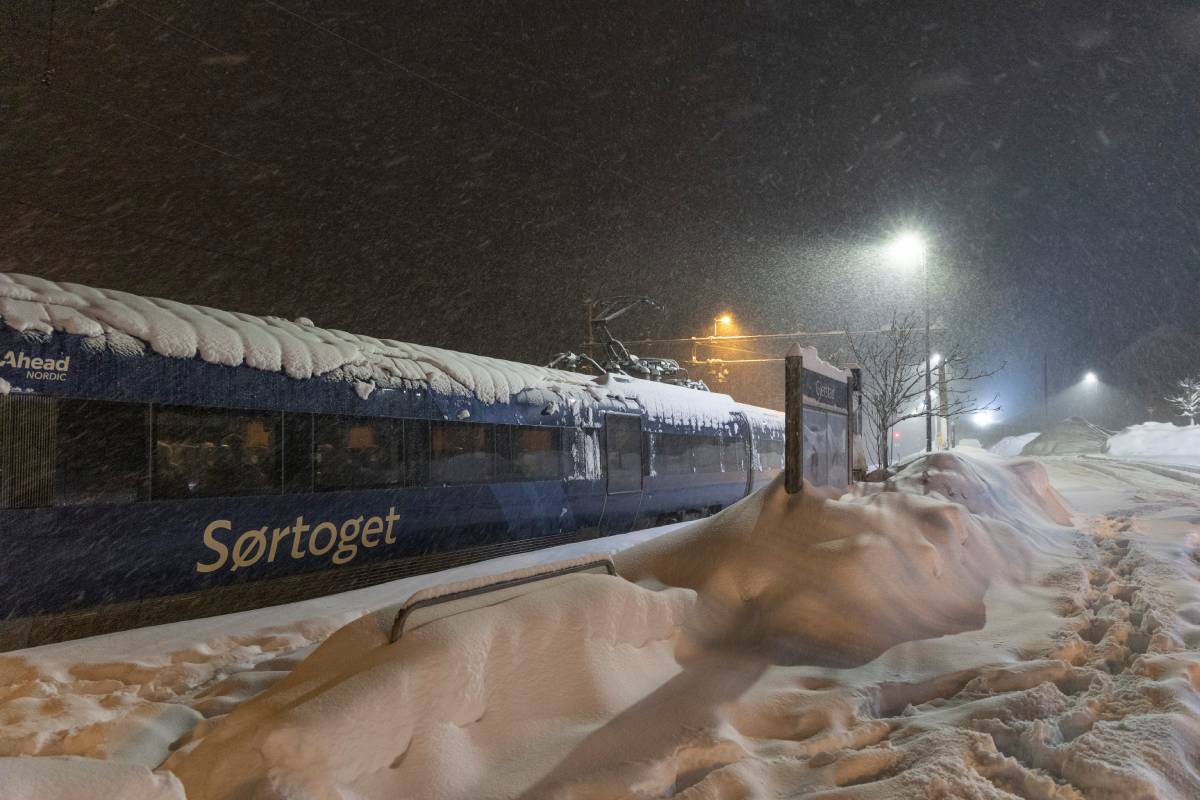 PHOTO : La neige crée des problèmes majeurs sur la ligne Sørlandet 10 PHOTO : La neige crée des problèmes majeurs sur la ligne Sørlandet - 9