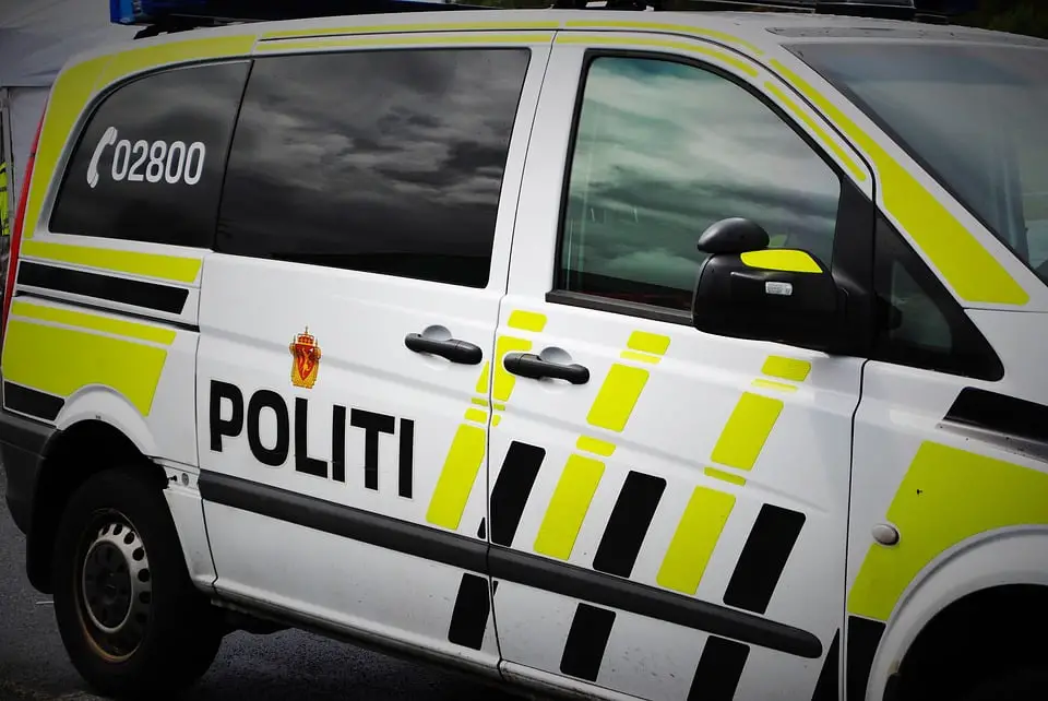 Un mort retrouvé dans une bouche d'égout au camping 4 Un mort retrouvé dans une bouche d'égout au camping - 3