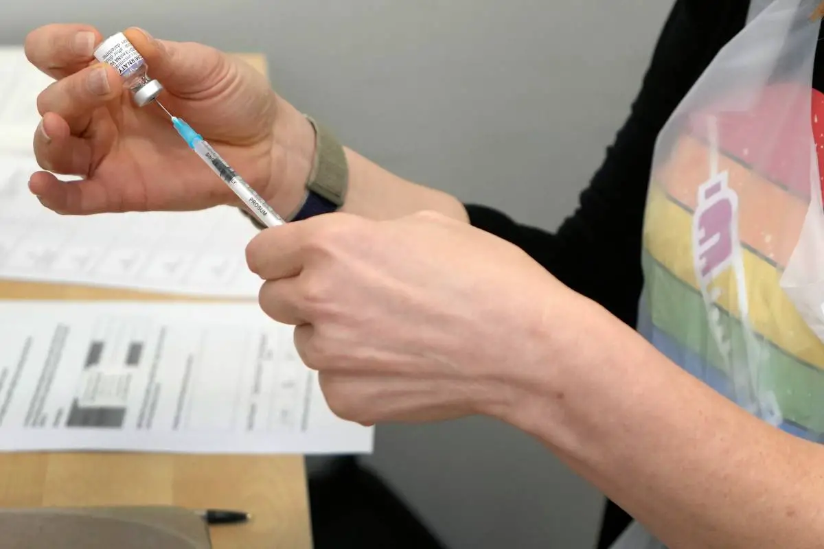 Porsgrunn va commencer à vacciner les personnes de plus de 18 ans avec la troisième dose 4 Porsgrunn va commencer à vacciner les personnes de plus de 18 ans avec la troisième dose - 3