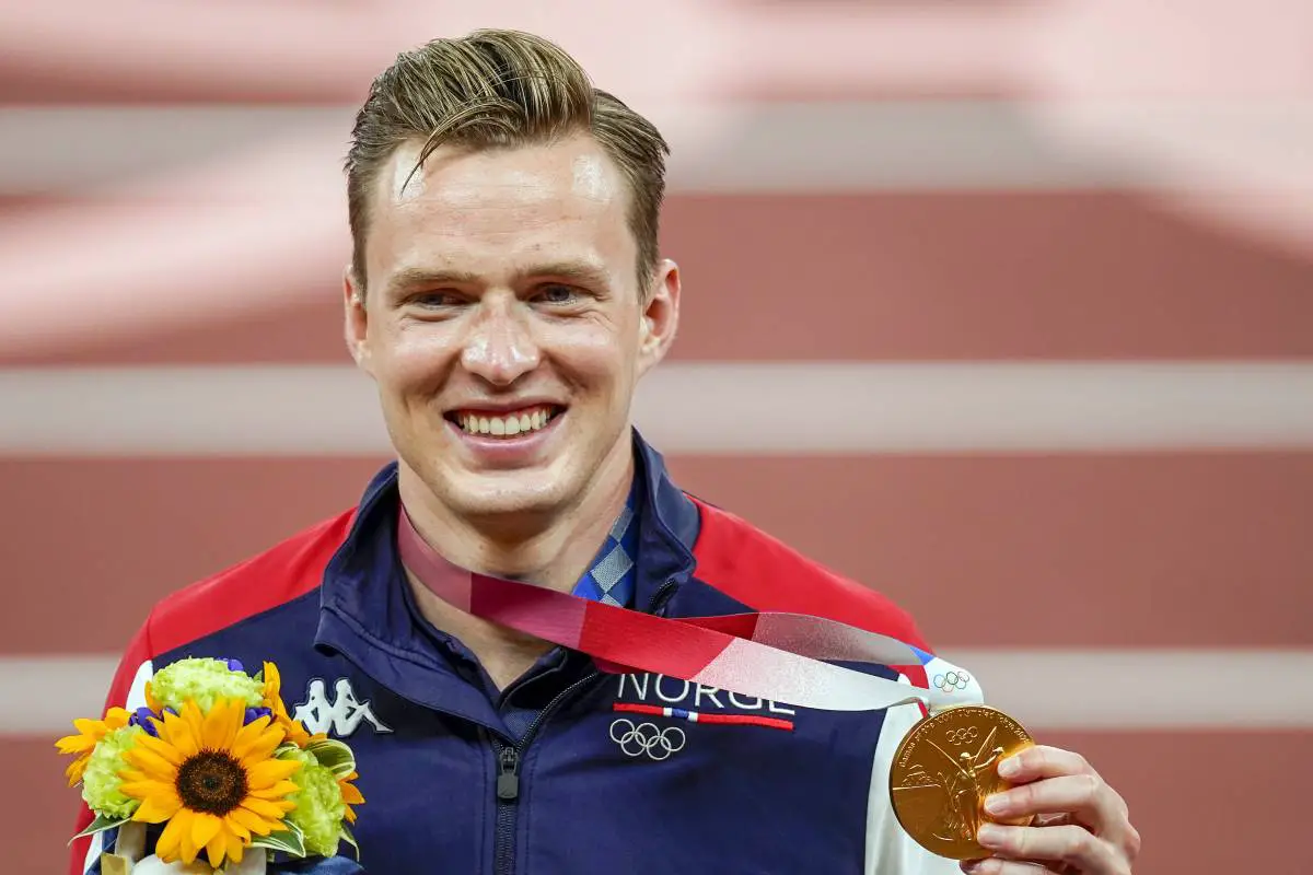 Le Norvégien Karsten Warholm nommé athlète mondial de l'année - 3