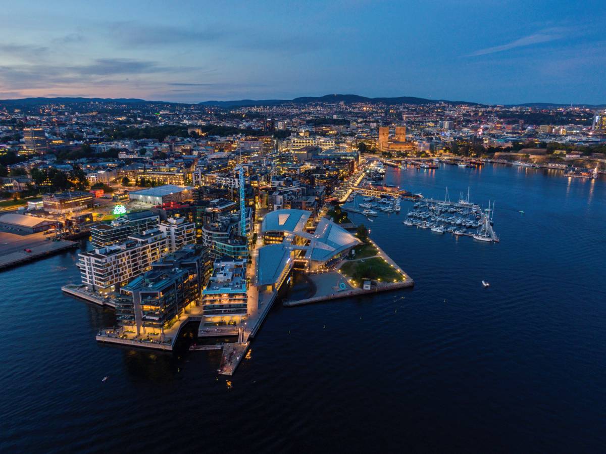 Environ 50 personnes infectées par la couronne après un dîner de Noël à Aker Brygge 4 Environ 50 personnes infectées par la couronne après un dîner de Noël à Aker Brygge - 3