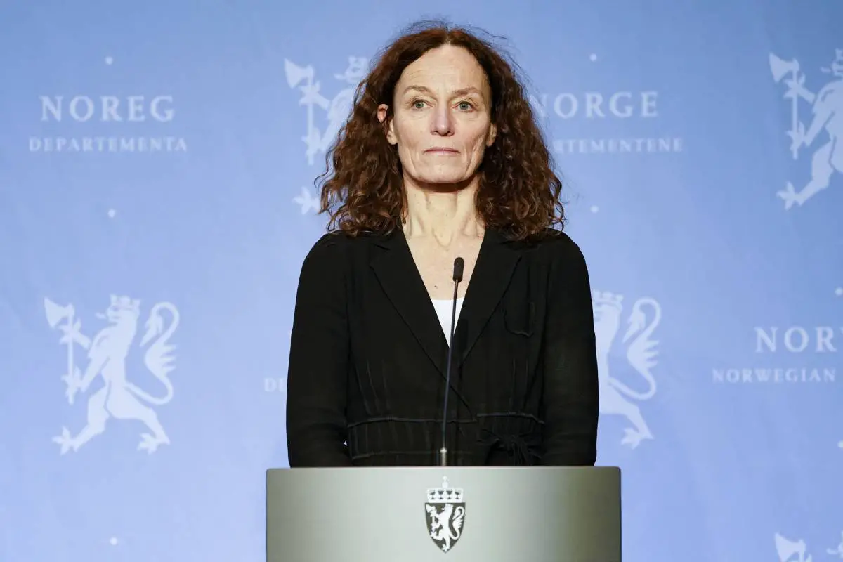 Stoltenberg de FHI : le nombre de personnes infectées par l'omicron en Norvège a presque quadruplé en une semaine 4 Stoltenberg de FHI : le nombre de personnes infectées par l'omicron en Norvège a presque quadruplé en une semaine - 3