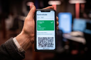 Deux Norvégiens sur trois soutiennent les certificats corona, selon une nouvelle enquête - 18