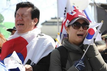 Deux morts dans des manifestations contre la destitution du président sud-coréen - 20