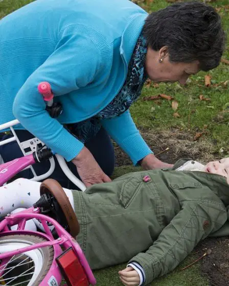 Premiers secours « volontaire » (effort) pour sauver plus de vies 20 Premiers secours « volontaire » (effort) pour sauver plus de vies - 19