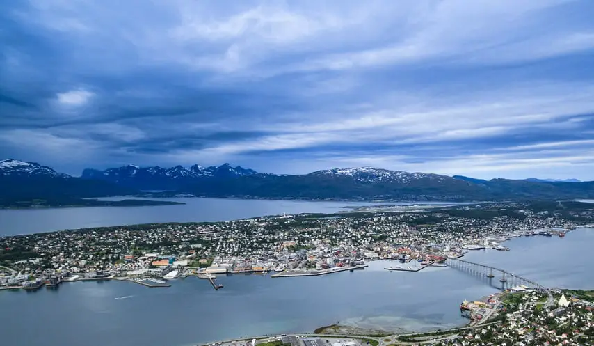 Un homme de 19 ans accusé de viol collectif à Tromsø 4 Un homme de 19 ans accusé de viol collectif à Tromsø - 3
