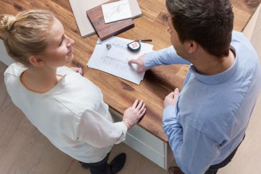 HTH n'a pas averti les clients de la chute des placards - 16