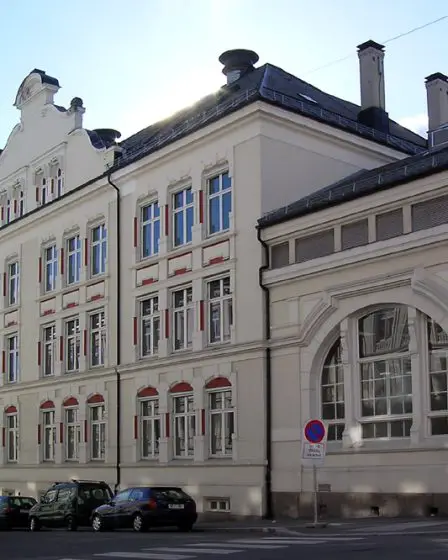 L'école "Skam" ferme ses portes aux fans danois 8 L'école "Skam" ferme ses portes aux fans danois - 7