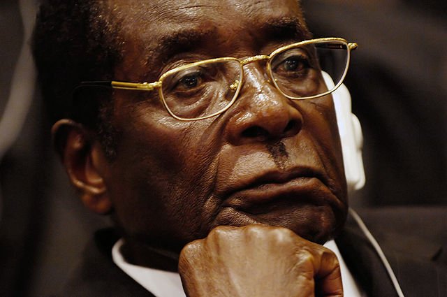 Le président zimbabwéen Mugabe (93) ne montre aucun signe de démission 4 Le président zimbabwéen Mugabe (93) ne montre aucun signe de démission - 3