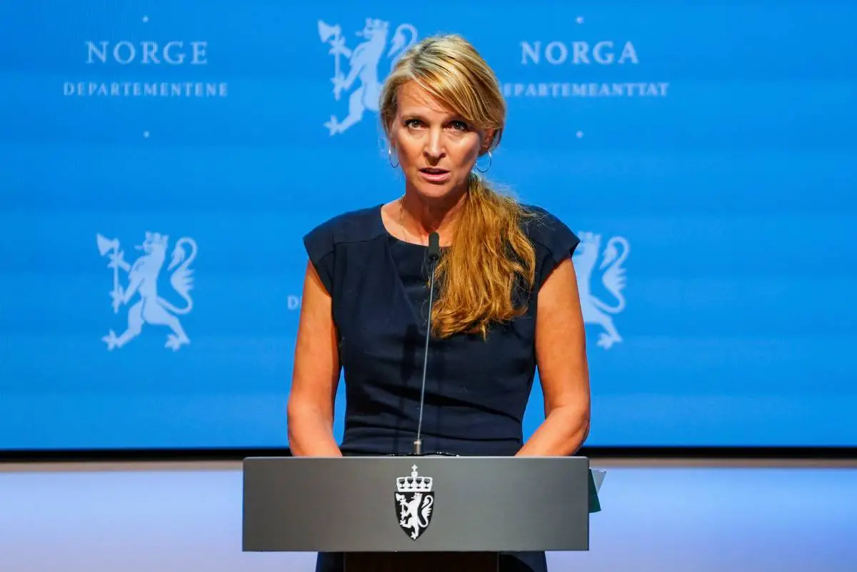 FHI publie un nouveau rapport omicron : « La situation est grave, des mesures plus fortes sont nécessaires » 4 FHI publie un nouveau rapport omicron : « La situation est grave, des mesures plus fortes sont nécessaires » - 3