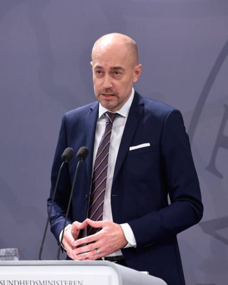 Le ministre danois de la Santé attaque le groupe Facebook pour sabotage des efforts de vaccination et de dépistage - 19