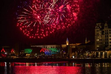 Plusieurs grandes villes norvégiennes abandonnent les feux d'artifice du Nouvel An en raison de problèmes de couronne - 20