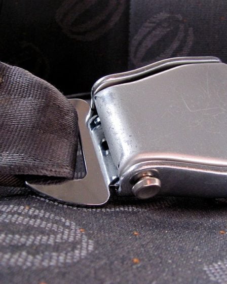 De nombreux frais pour le manque d'utilisation de la ceinture dans le bus 26 De nombreux frais pour le manque d'utilisation de la ceinture dans le bus - 25