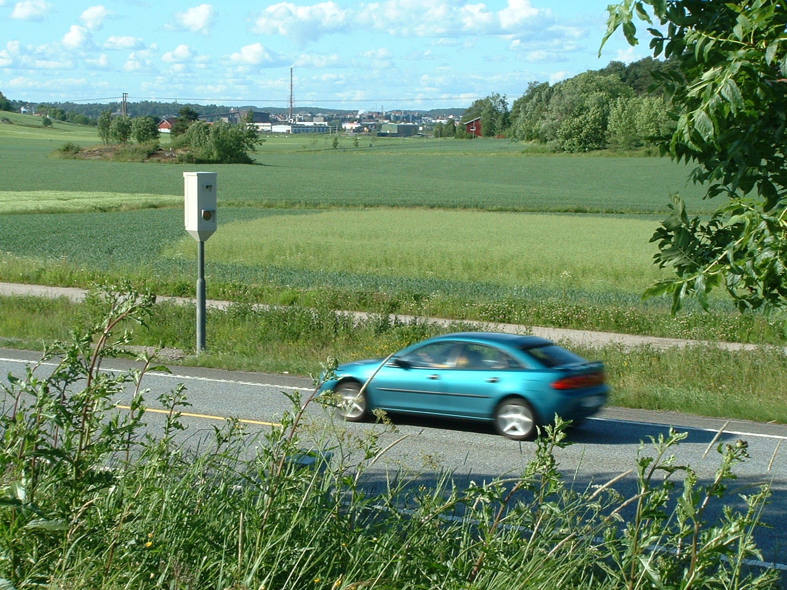 Moins ont été photographiés par des radars l'année dernière 4 Moins ont été photographiés par des radars l'année dernière - 3