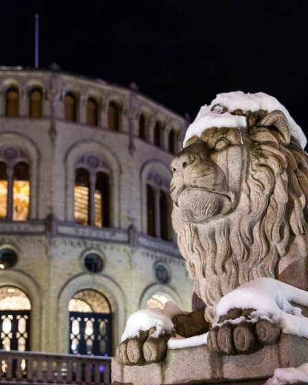 Le parlement norvégien sera fermé au public jusqu'au 12 janvier 2 Le parlement norvégien sera fermé au public jusqu'au 12 janvier - 1