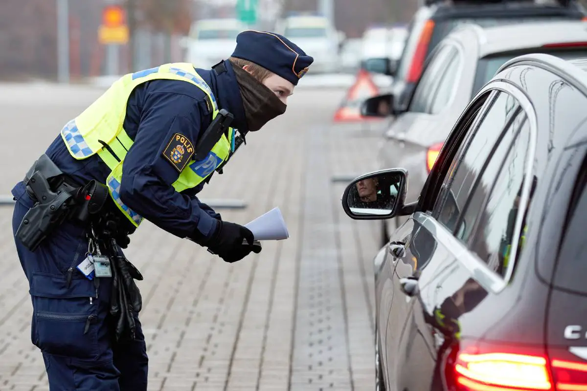 De nouvelles exigences de test en Suède créent des problèmes à la frontière avec le Danemark 4 De nouvelles exigences de test en Suède créent des problèmes à la frontière avec le Danemark - 3