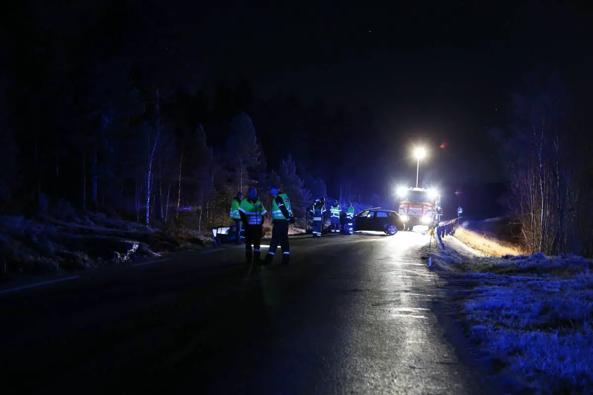 Deux personnes transportées à l'hôpital après un accident de la circulation sur le plateau montagneux de Hardangervidda 4 Deux personnes transportées à l'hôpital après un accident de la circulation sur le plateau montagneux de Hardangervidda - 3