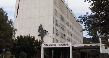 Un procureur de la police renversé par le tribunal de district de Drammen - 20