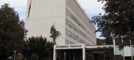 Un procureur de la police renversé par le tribunal de district de Drammen 24 Un procureur de la police renversé par le tribunal de district de Drammen - 23