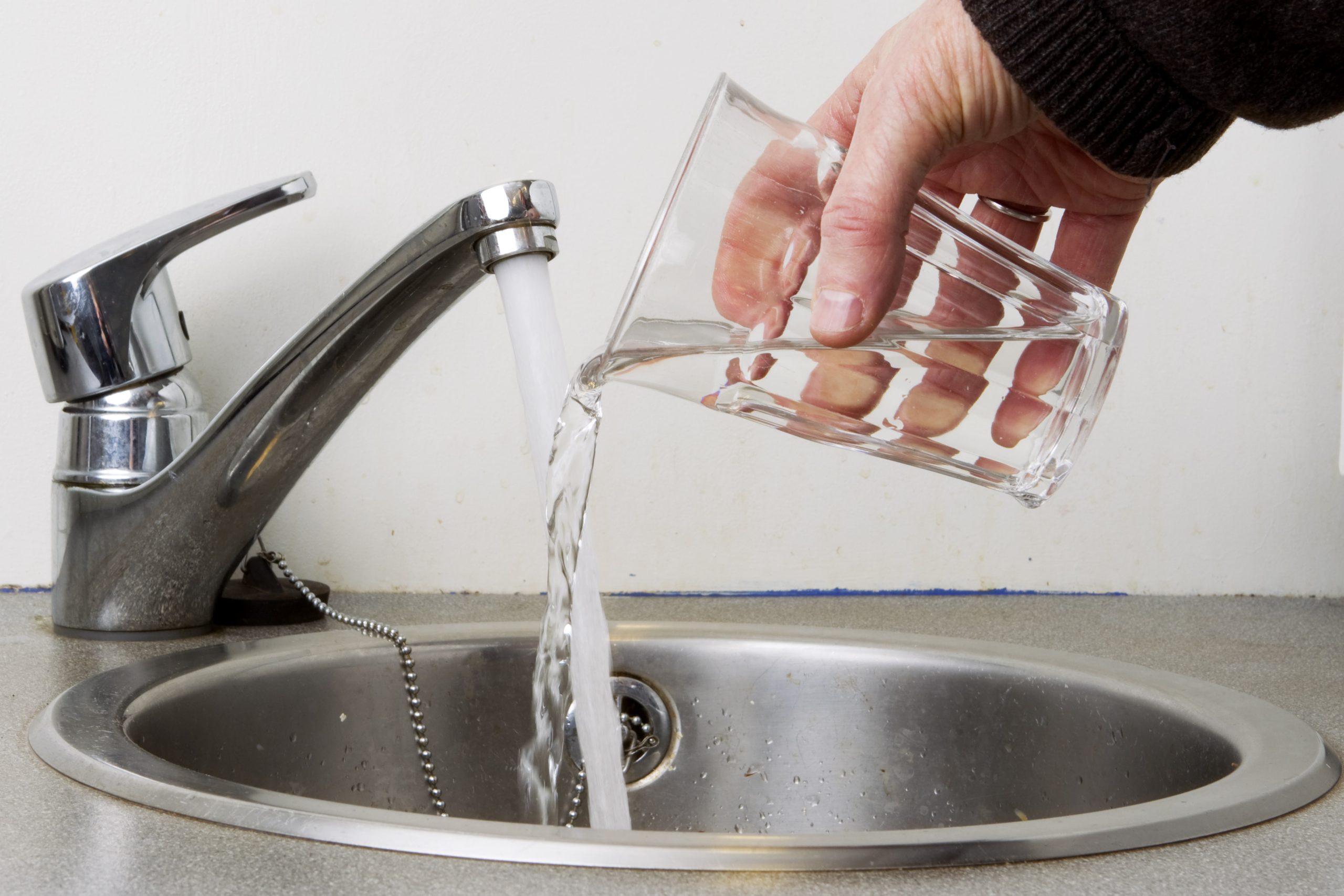 Des niveaux d'eau potable extrêmement bas à Oslo sont exposés 4 Des niveaux d'eau potable extrêmement bas à Oslo sont exposés - 3