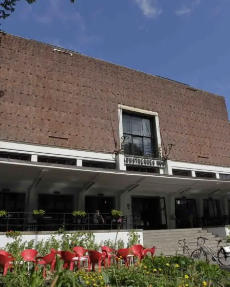 La vie culturelle à Oslo affligée par les impôts fonciers 14 La vie culturelle à Oslo affligée par les impôts fonciers - 13