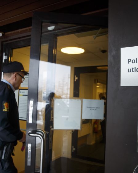 La police a envoyé 46 demandeurs d'asile avec un avion loué au Liban 11 La police a envoyé 46 demandeurs d'asile avec un avion loué au Liban - 10