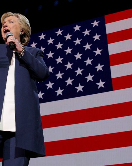 Clinton tient toujours la tête 25 Clinton tient toujours la tête - 24