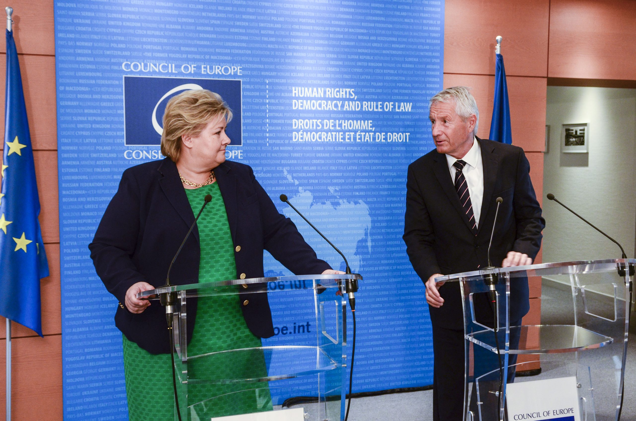 Solberg : - La démocratie est sous pression 4 Solberg : - La démocratie est sous pression - 3