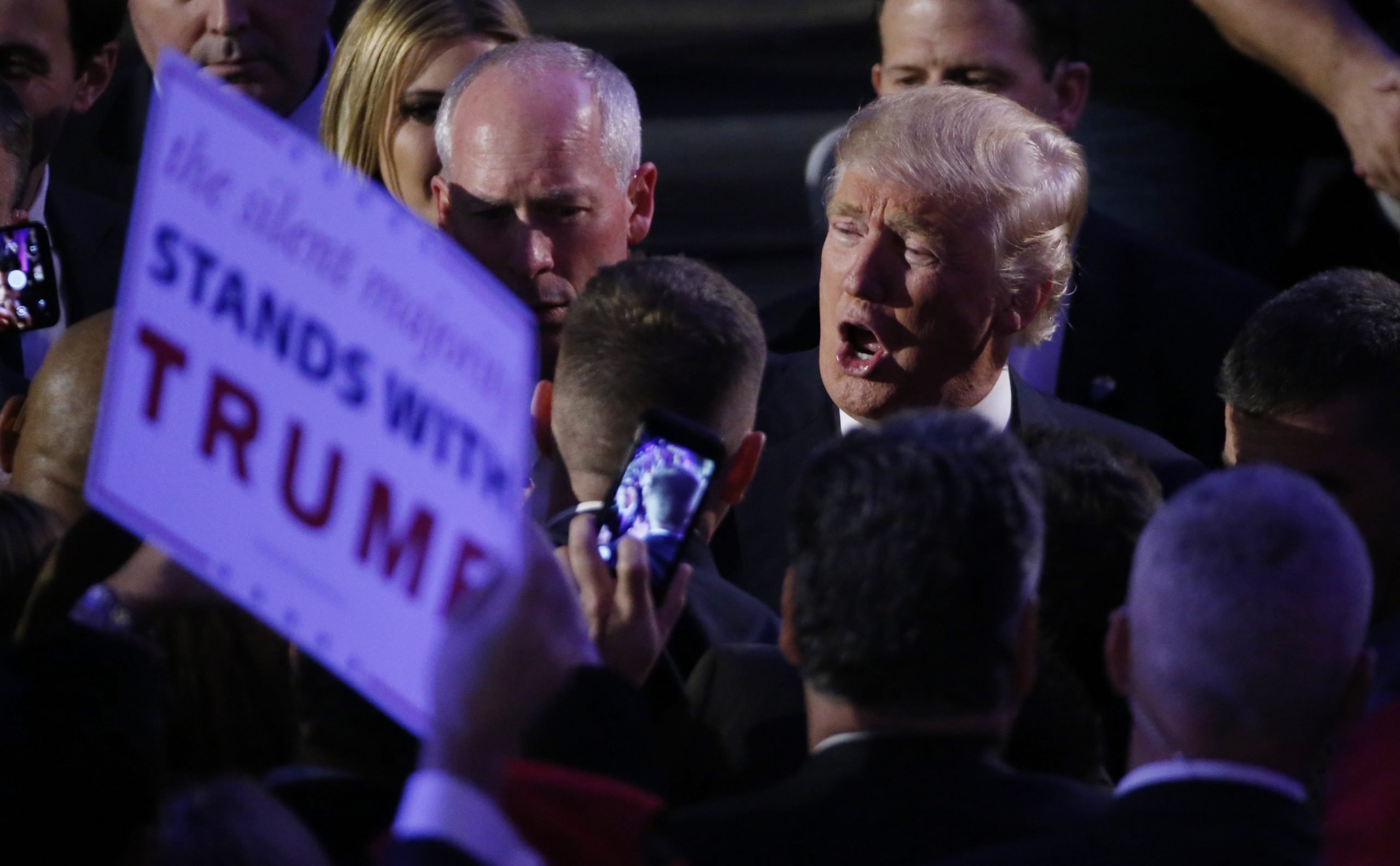 Trump demande à Clinton de respecter les résultats des élections américaines 4 Trump demande à Clinton de respecter les résultats des élections américaines - 3