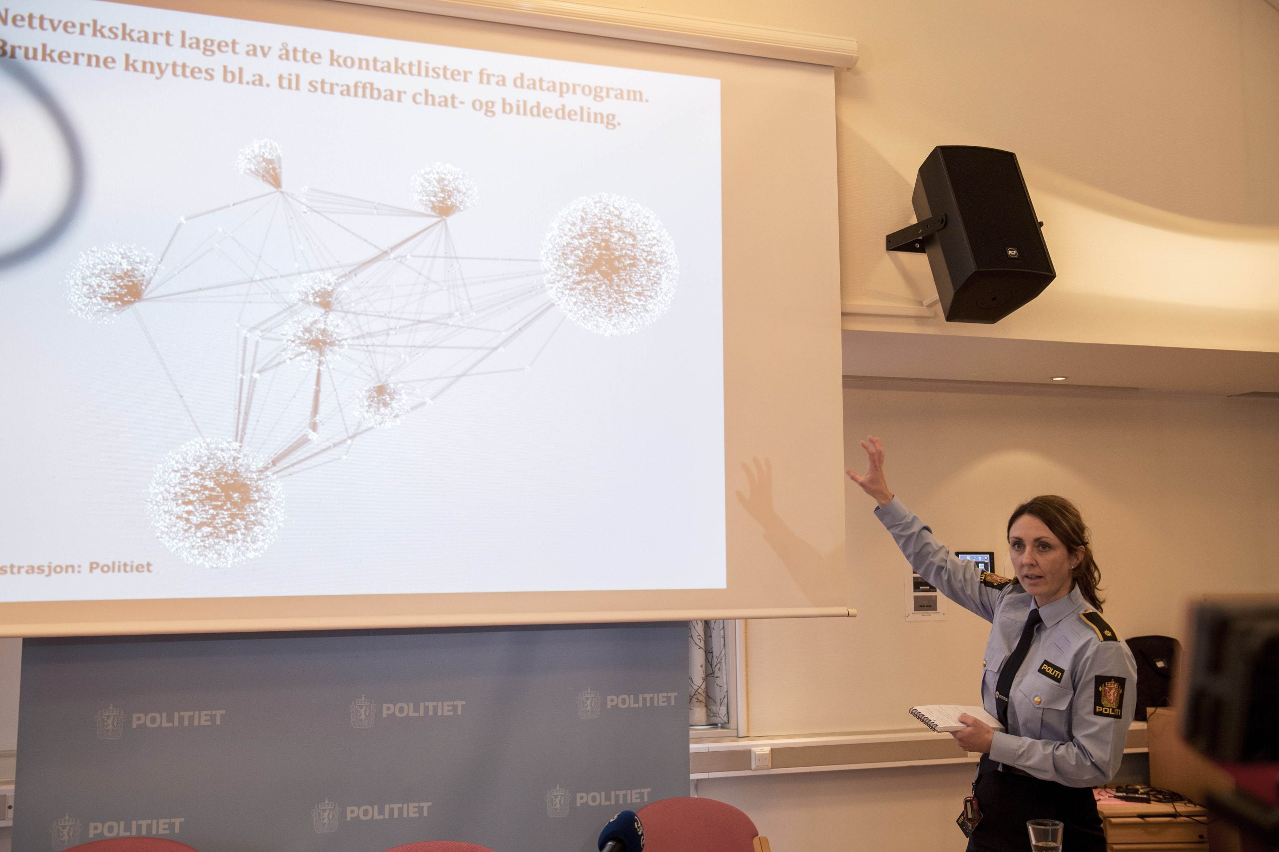 L'inculpé dans l'affaire Darkroom a travaillé dans onze jardins d'enfants 4 L'inculpé dans l'affaire Darkroom a travaillé dans onze jardins d'enfants - 3