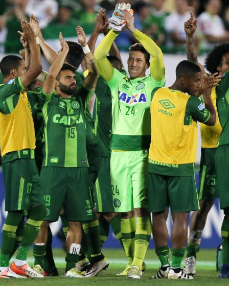 72 morts dans un accident d'avion en Colombie 5 72 morts dans un accident d'avion en Colombie - 4