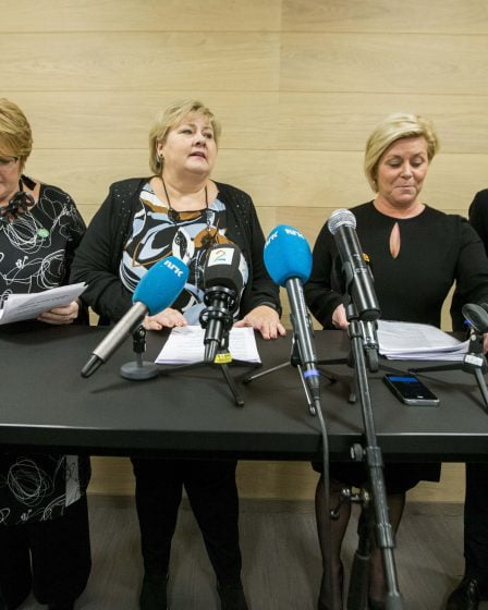 Solberg dit 'J'ai écouté le Kristelig Folkeparti (KrF) et Venstre (gauche)' 17 Solberg dit 'J'ai écouté le Kristelig Folkeparti (KrF) et Venstre (gauche)' - 16
