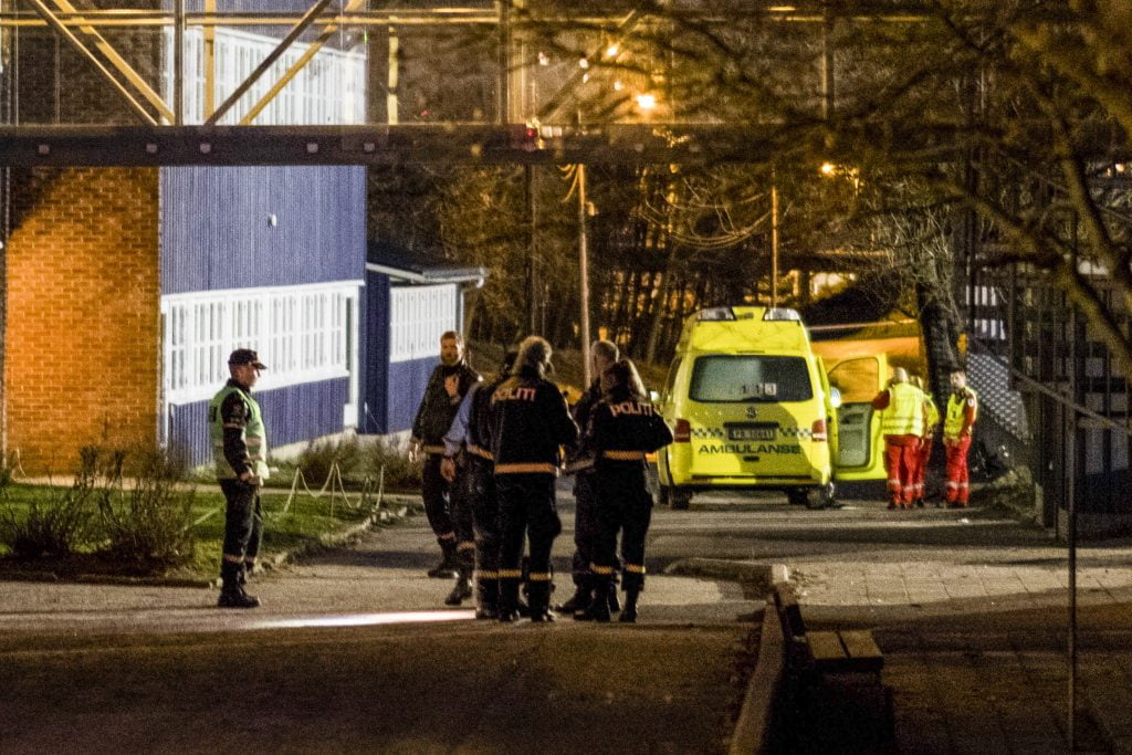 Un garçon et une femme poignardés à mort à Kristiansand 4 Un garçon et une femme poignardés à mort à Kristiansand - 3