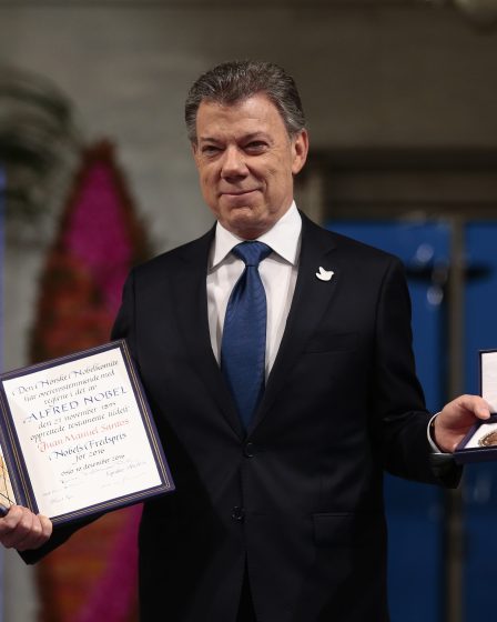 Santos : - La paix est le vrai prix 8 Santos : - La paix est le vrai prix - 7