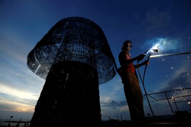 Le Sri Lanka construira un arbre de Noël artificiel record - 16