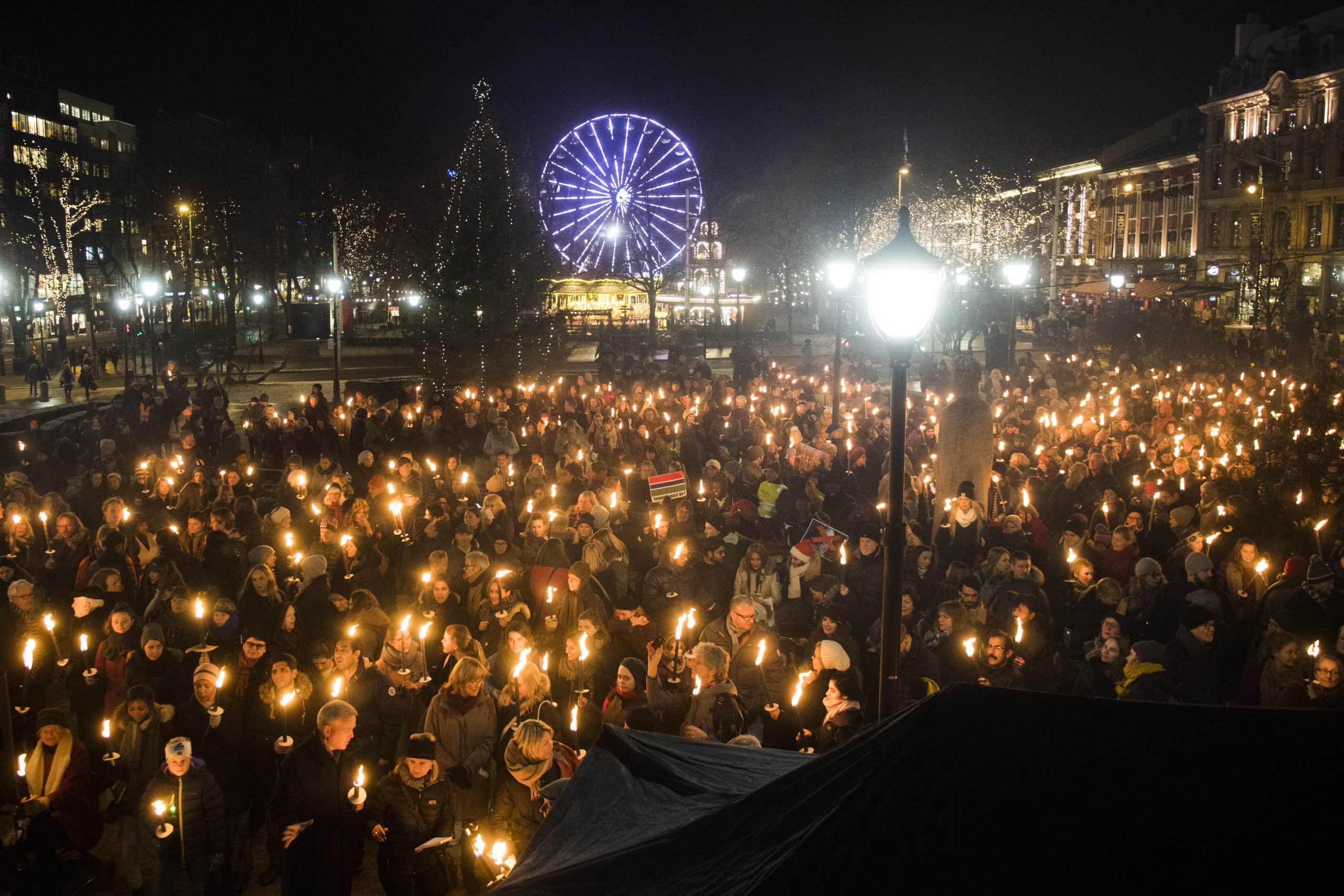 Manifestation pour les réfugiés dans 18 villes 4 Manifestation pour les réfugiés dans 18 villes - 3
