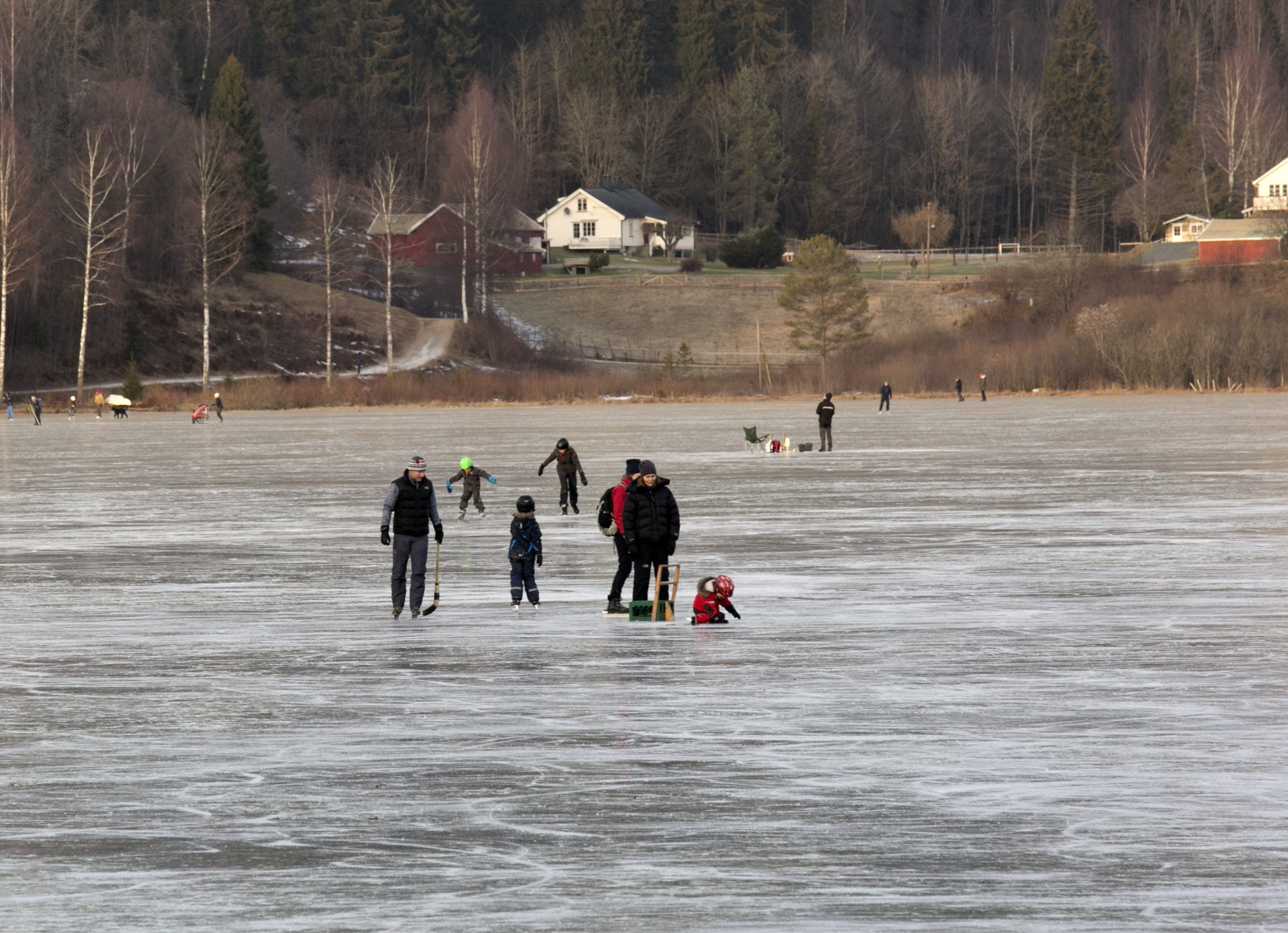 Enfants sur glace mince - la police met en garde contre le danger 4 Enfants sur glace mince - la police met en garde contre le danger - 3