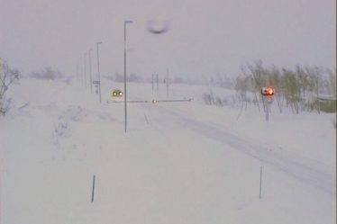 Une avalanche et une tempête ferment l'E6 et 23 autres routes dans le Finnmark - 16