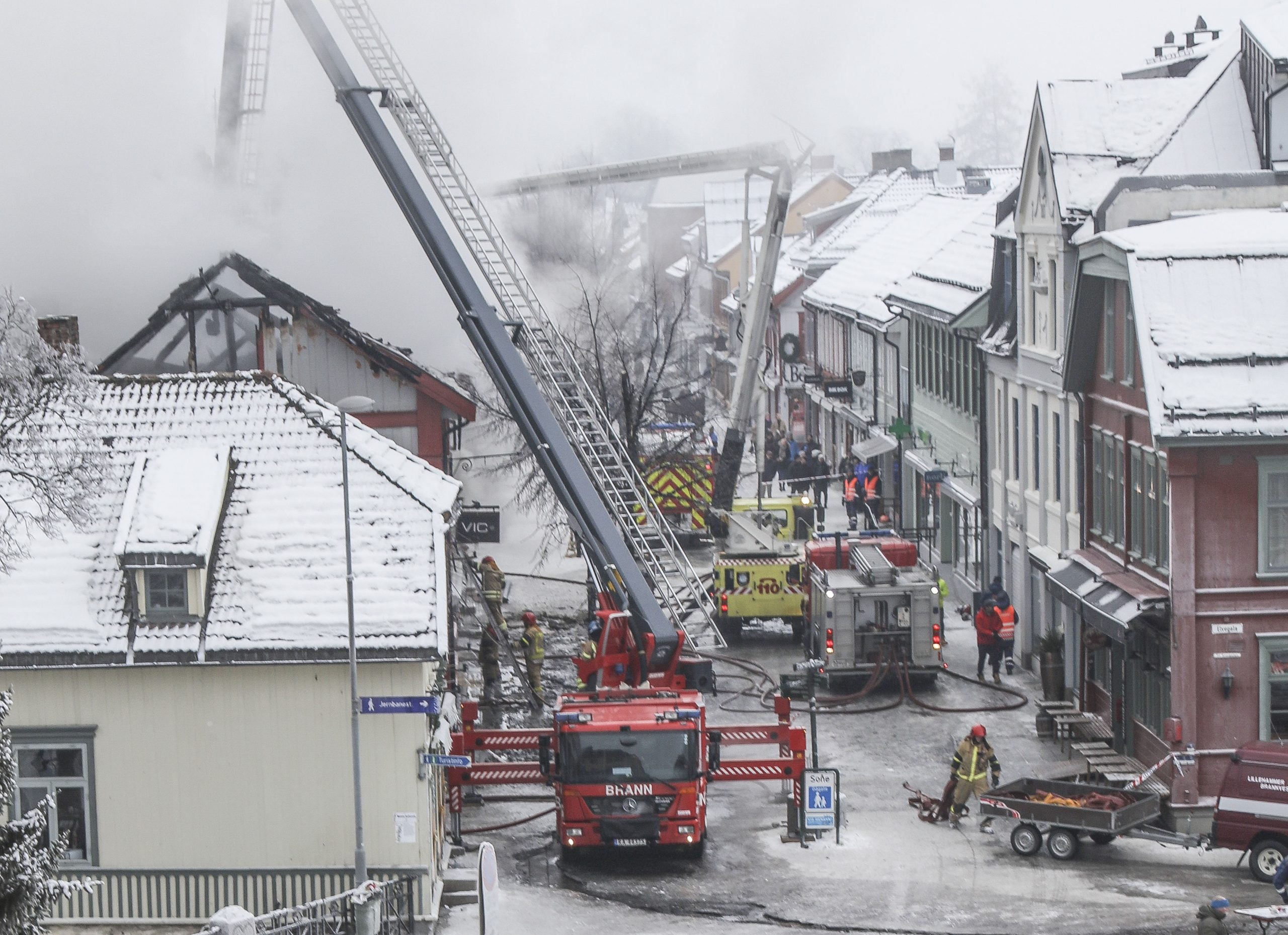 Un immeuble à Lillehammer incendié 4 Un immeuble à Lillehammer incendié - 3