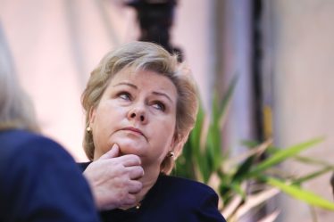 Erna Solberg pense que l'Accord de Paris survivra au président Trump - 16