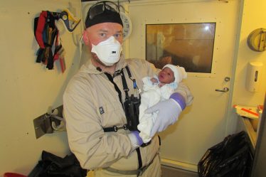 Siem Pilot a secouru 975 personnes en Méditerranée (qui deviennent 976 par la naissance d'un nouvel enfant) - 18