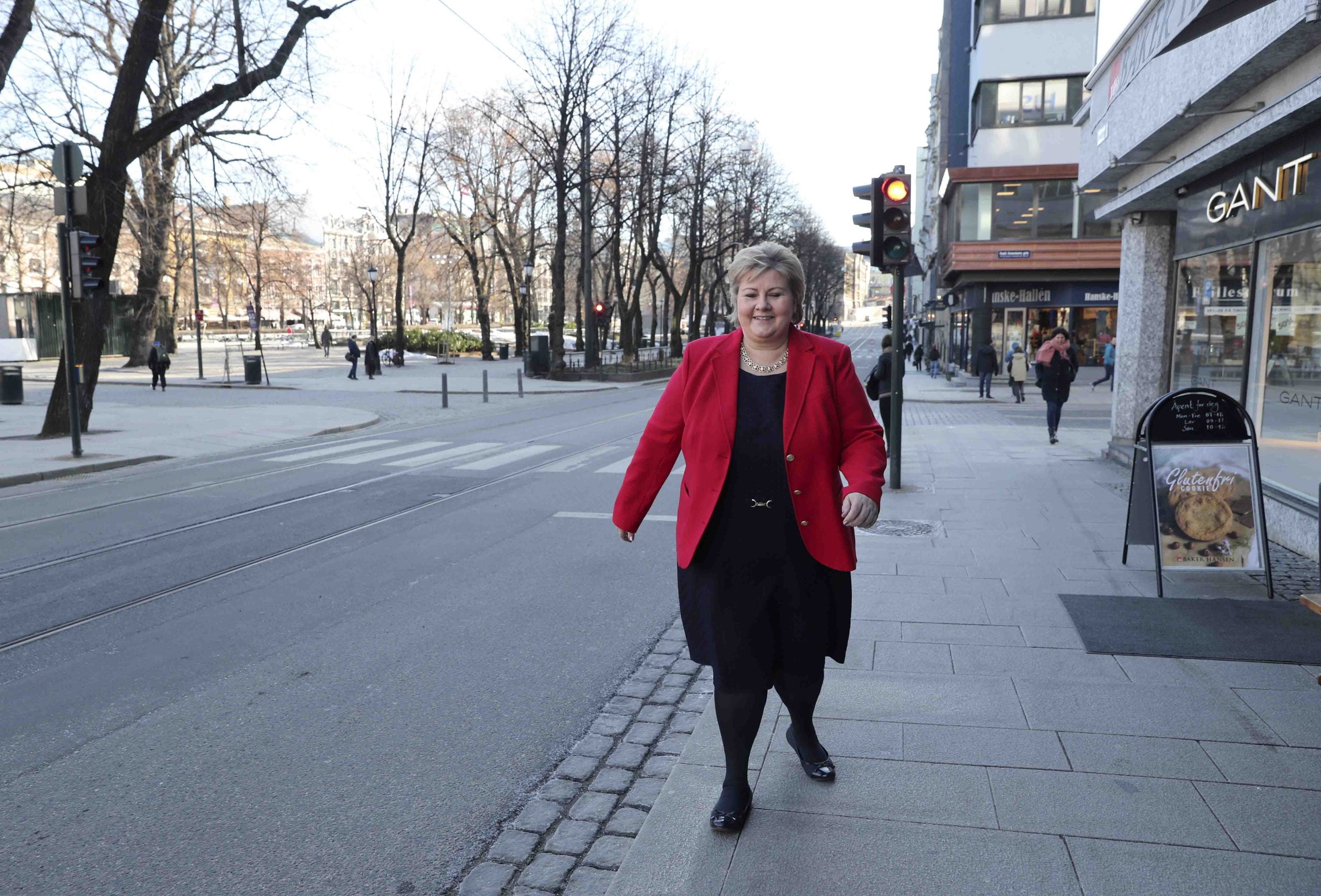 Erna Solberg ne votera pas contre les autres partis sur certaines questions - 3
