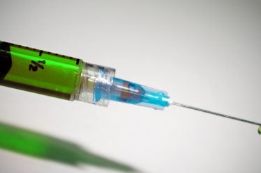 Les filles n'ont besoin que de deux vaccins contre le VPH - 16