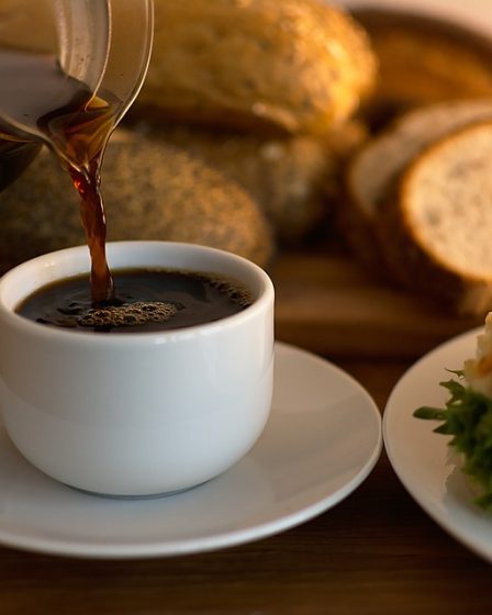 2200 personnes ont rejoint le petit-déjeuner des amis dans les centres d'accueil Asylum 17 2200 personnes ont rejoint le petit-déjeuner des amis dans les centres d'accueil Asylum - 16