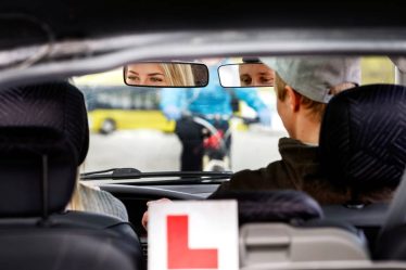 Plus de Norvégiens ont passé l'examen du permis de conduire pendant la pandémie - 18